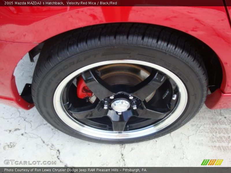 Velocity Red Mica / Black/Red 2005 Mazda MAZDA3 s Hatchback