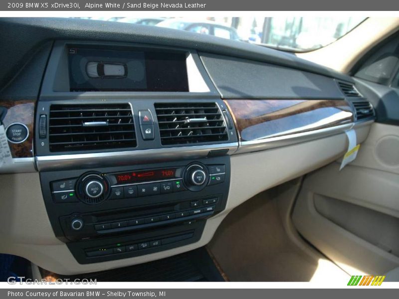 Alpine White / Sand Beige Nevada Leather 2009 BMW X5 xDrive30i