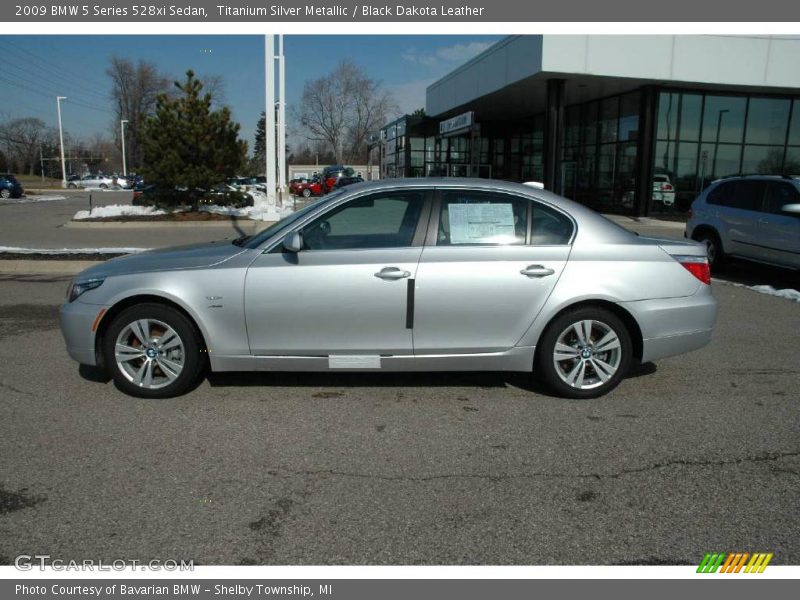 Titanium Silver Metallic / Black Dakota Leather 2009 BMW 5 Series 528xi Sedan