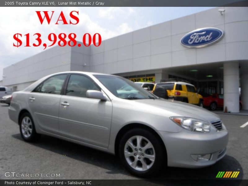 Lunar Mist Metallic / Gray 2005 Toyota Camry XLE V6