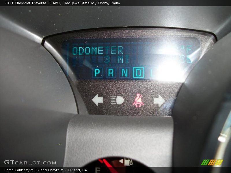 Red Jewel Metallic / Ebony/Ebony 2011 Chevrolet Traverse LT AWD