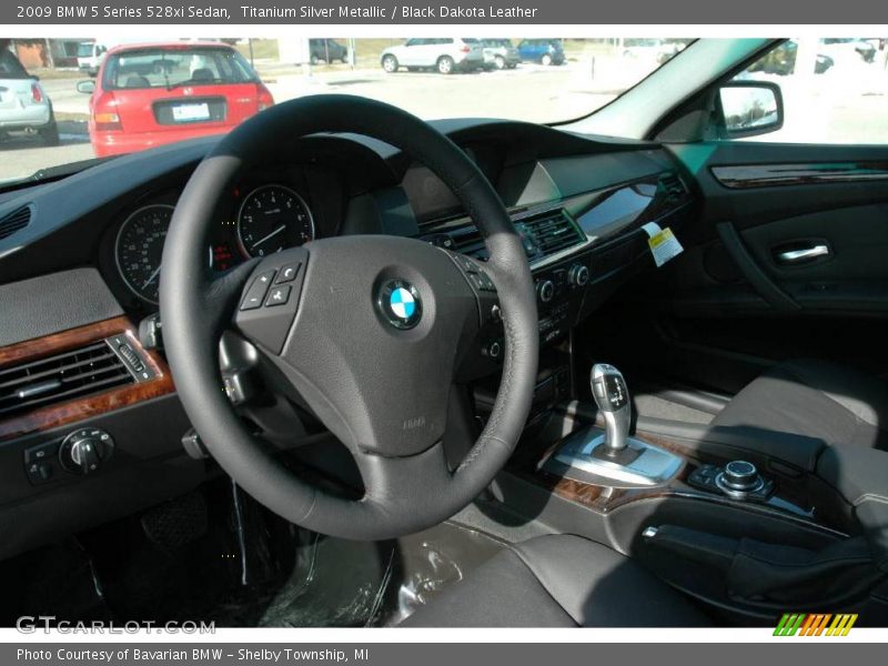 Titanium Silver Metallic / Black Dakota Leather 2009 BMW 5 Series 528xi Sedan