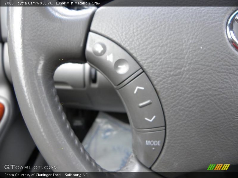 Lunar Mist Metallic / Gray 2005 Toyota Camry XLE V6