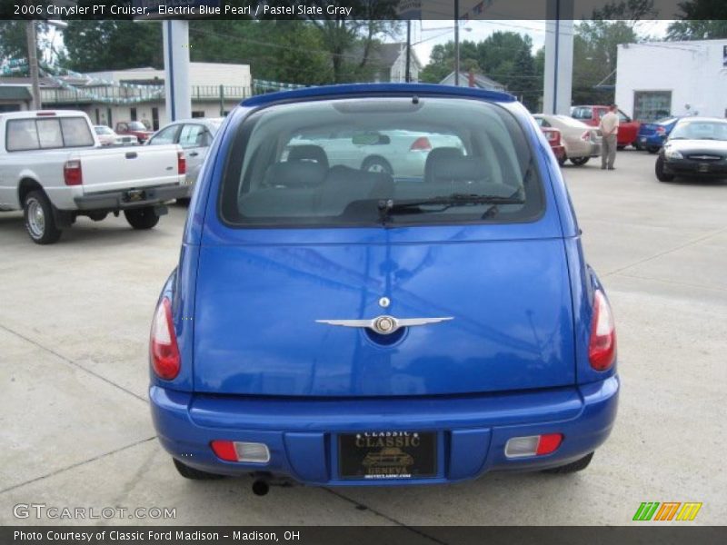 Electric Blue Pearl / Pastel Slate Gray 2006 Chrysler PT Cruiser