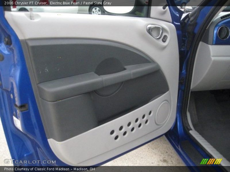Electric Blue Pearl / Pastel Slate Gray 2006 Chrysler PT Cruiser