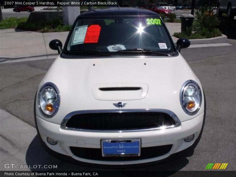 Pepper White / Carbon Black/Black 2007 Mini Cooper S Hardtop