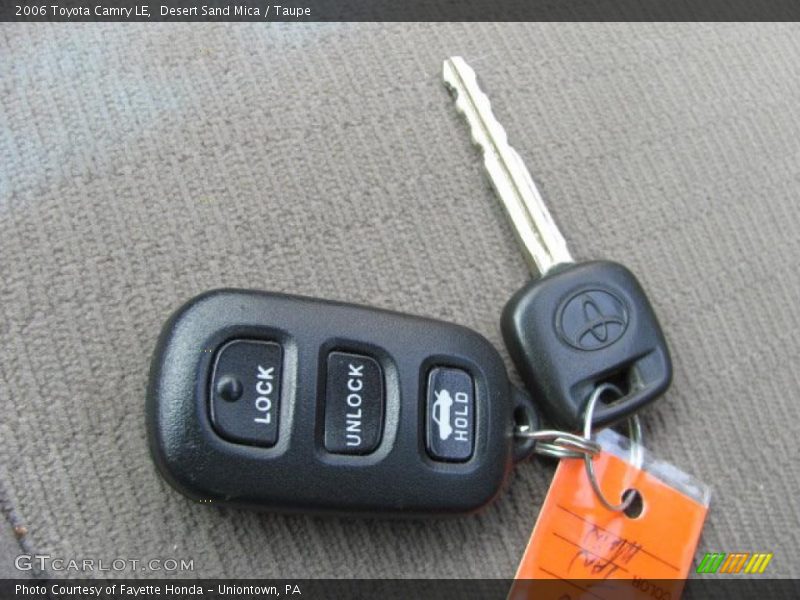 Desert Sand Mica / Taupe 2006 Toyota Camry LE