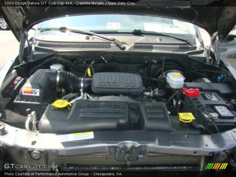 Graphite Metallic / Dark Slate Gray 2004 Dodge Dakota SXT Club Cab 4x4