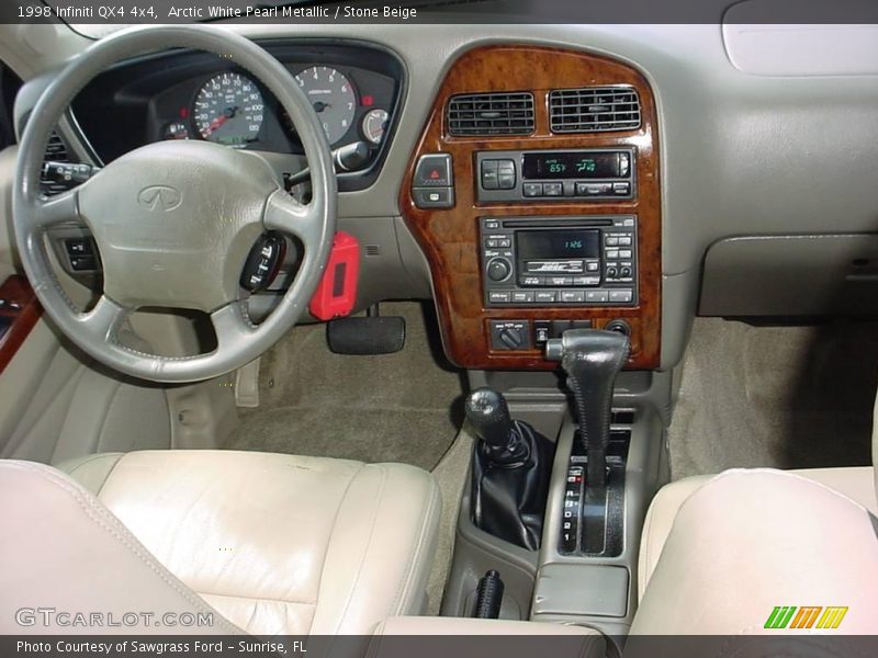 Arctic White Pearl Metallic / Stone Beige 1998 Infiniti QX4 4x4