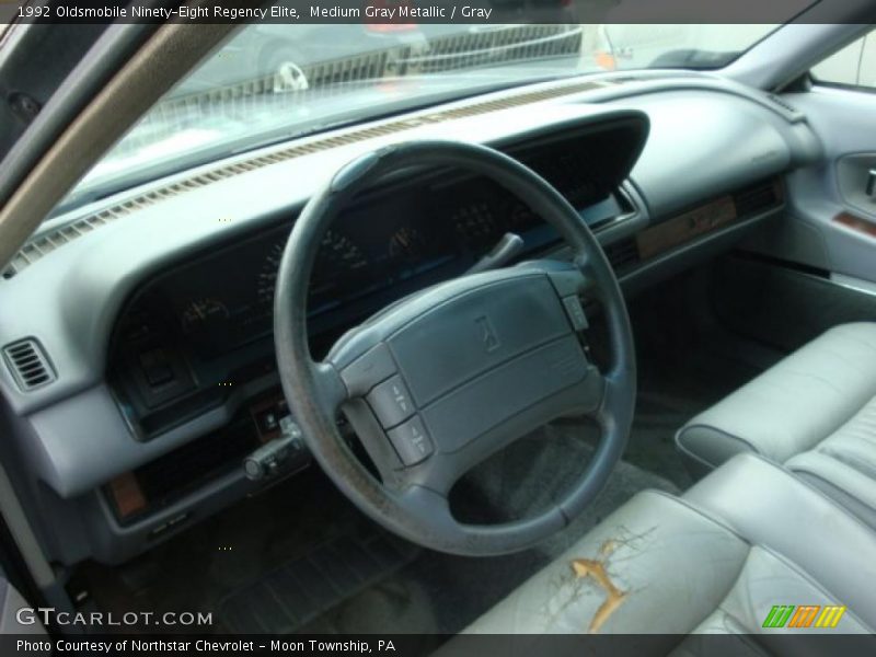 Medium Gray Metallic / Gray 1992 Oldsmobile Ninety-Eight Regency Elite