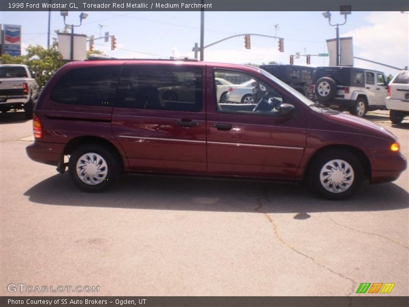 Toreador Red Metallic / Medium Parchment 1998 Ford Windstar GL