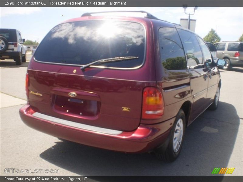 Toreador Red Metallic / Medium Parchment 1998 Ford Windstar GL