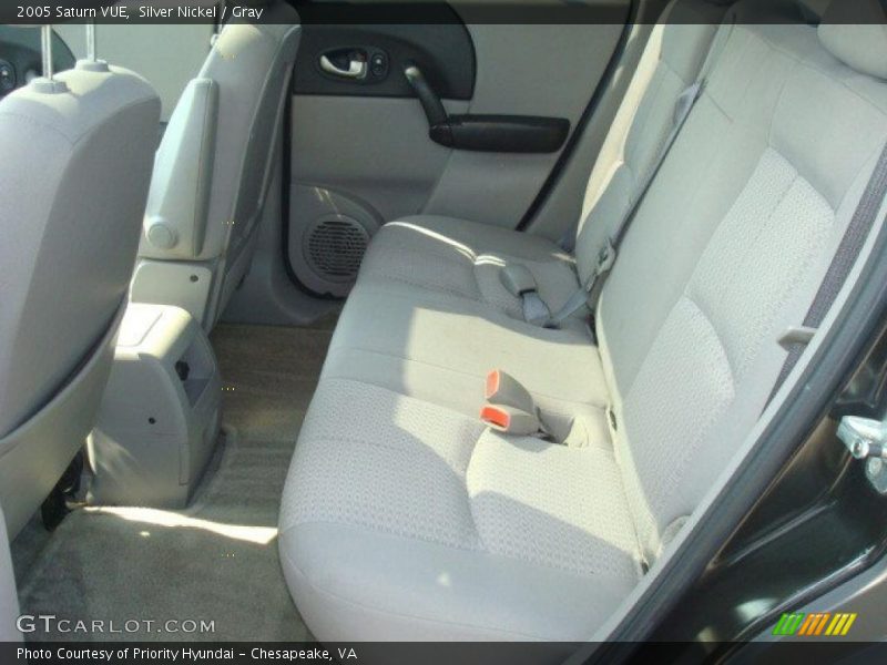 Silver Nickel / Gray 2005 Saturn VUE