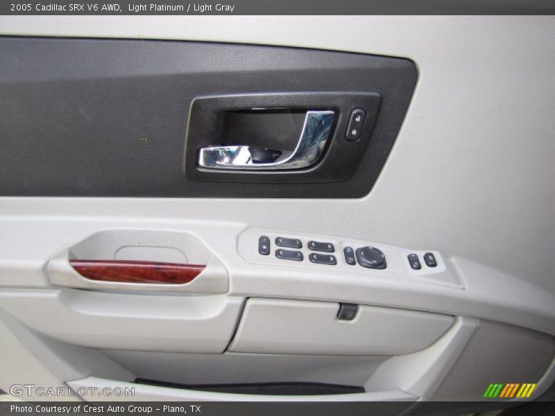 Light Platinum / Light Gray 2005 Cadillac SRX V6 AWD
