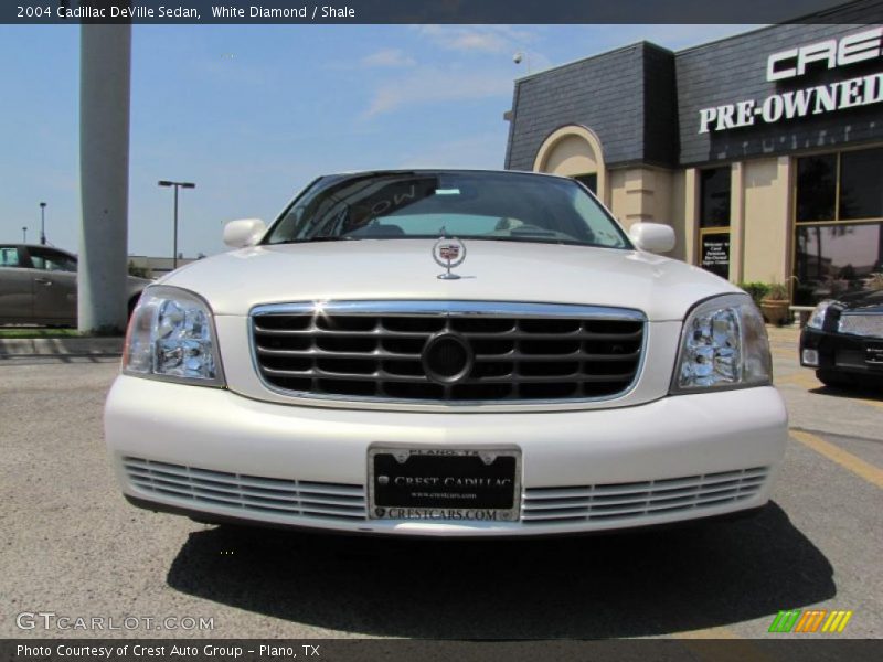 White Diamond / Shale 2004 Cadillac DeVille Sedan