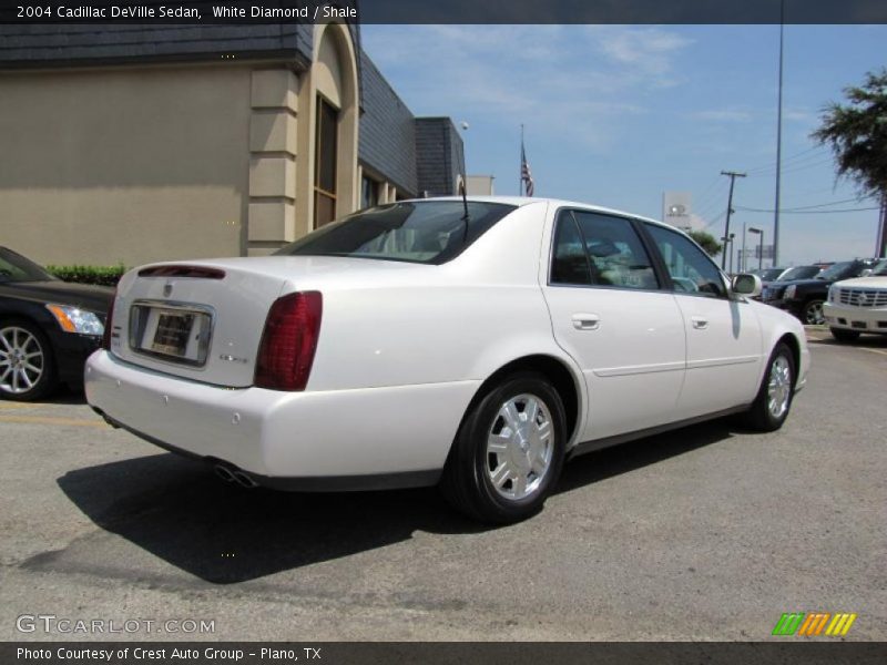White Diamond / Shale 2004 Cadillac DeVille Sedan