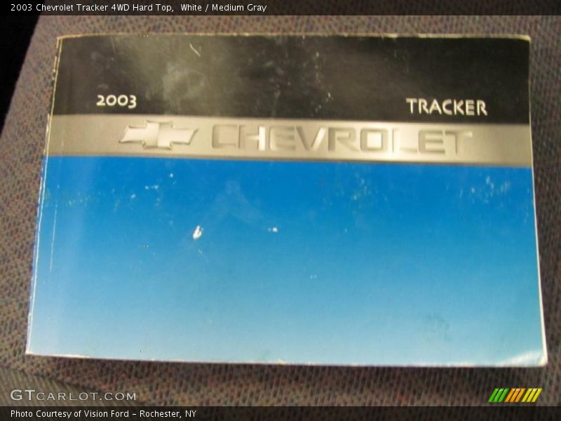 White / Medium Gray 2003 Chevrolet Tracker 4WD Hard Top