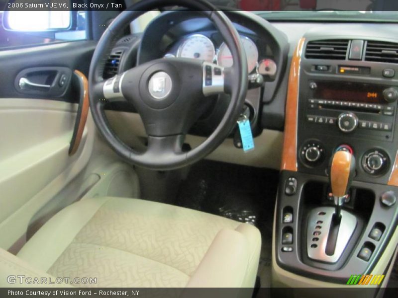 Black Onyx / Tan 2006 Saturn VUE V6