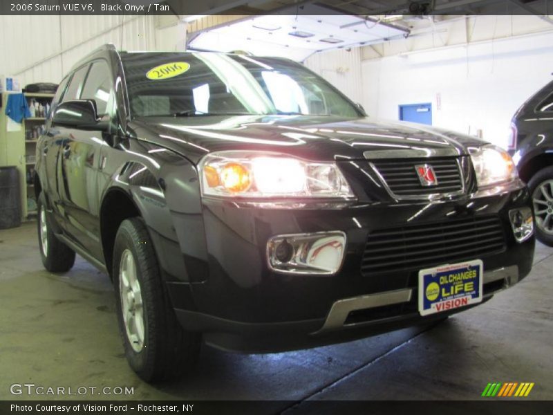 Black Onyx / Tan 2006 Saturn VUE V6