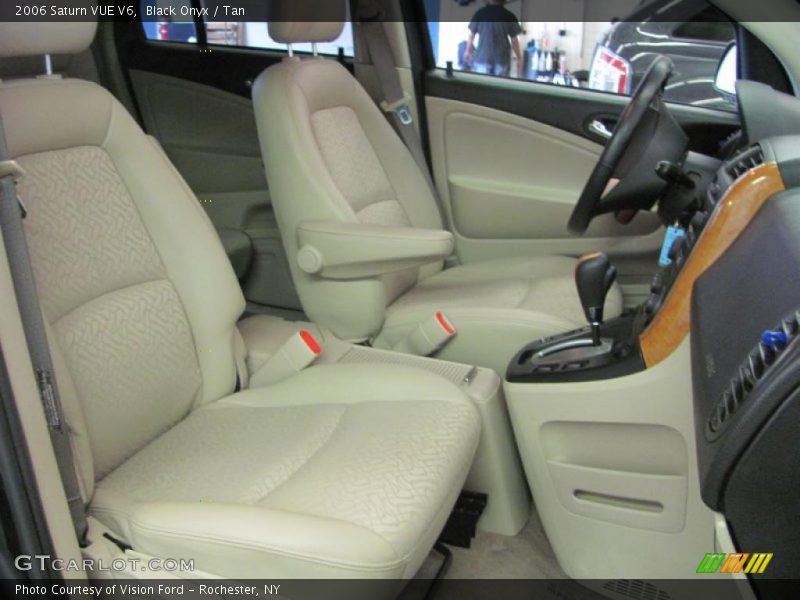 Black Onyx / Tan 2006 Saturn VUE V6