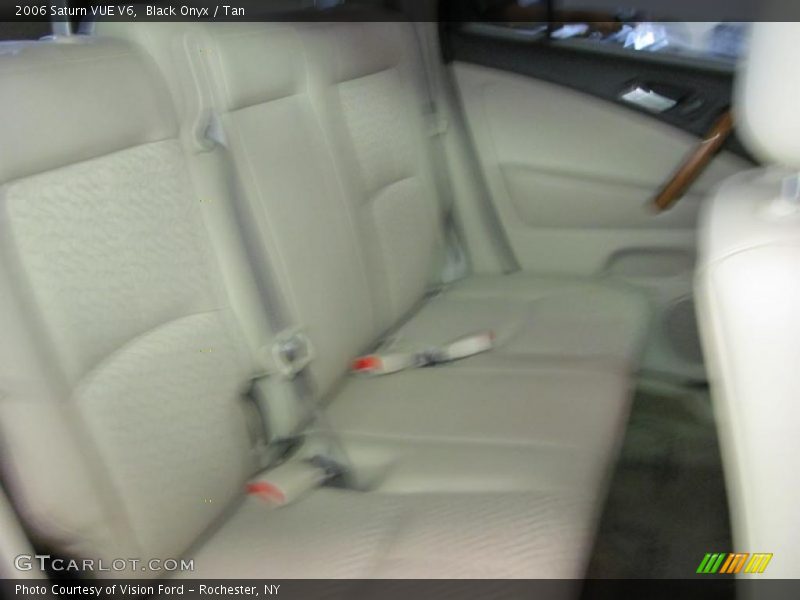 Black Onyx / Tan 2006 Saturn VUE V6