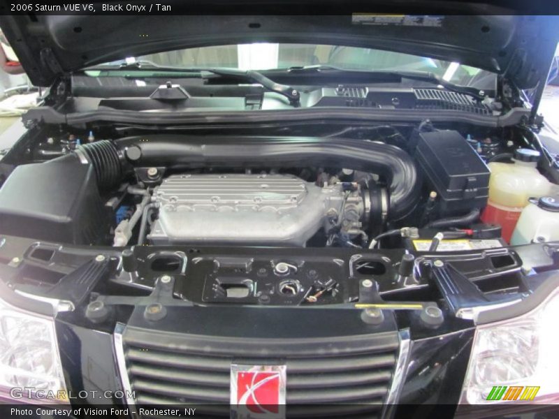 Black Onyx / Tan 2006 Saturn VUE V6