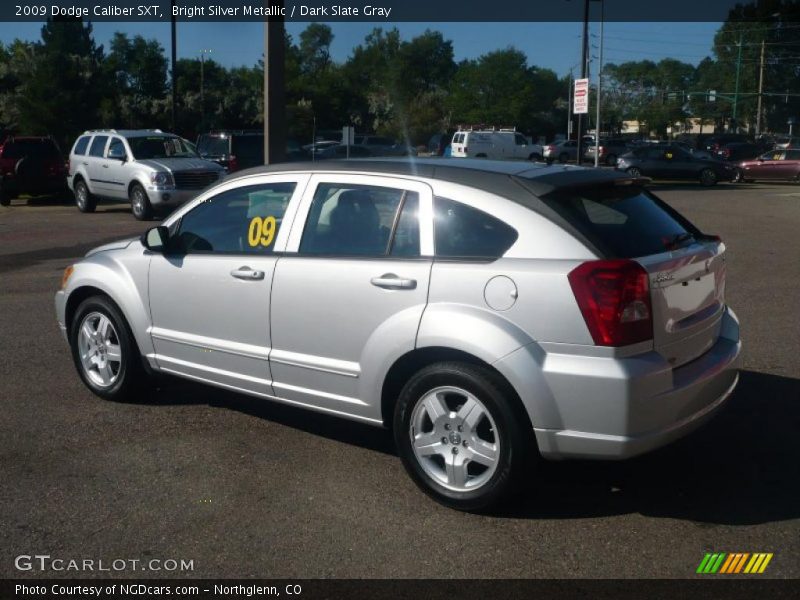 Bright Silver Metallic / Dark Slate Gray 2009 Dodge Caliber SXT