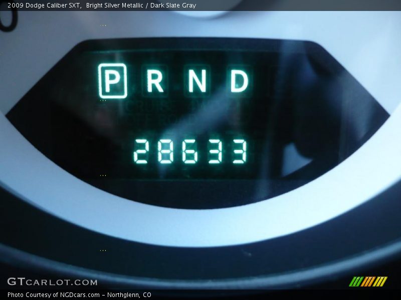Bright Silver Metallic / Dark Slate Gray 2009 Dodge Caliber SXT