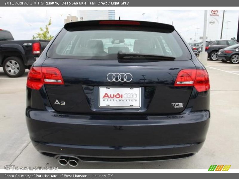 Deep Sea Blue Pearl Effect / Light Grey 2011 Audi A3 2.0 TFSI quattro