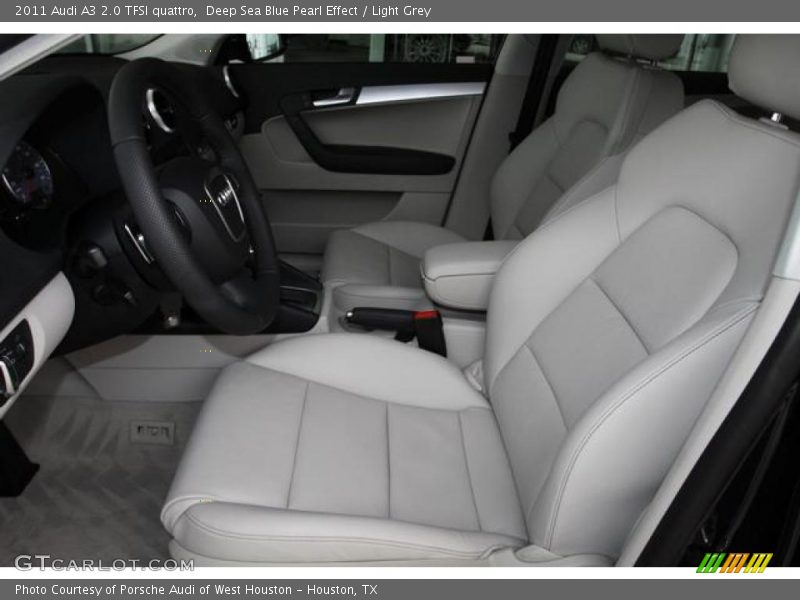 Deep Sea Blue Pearl Effect / Light Grey 2011 Audi A3 2.0 TFSI quattro