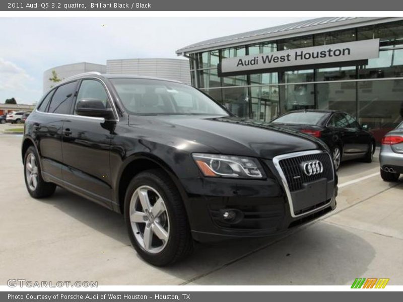 Brilliant Black / Black 2011 Audi Q5 3.2 quattro
