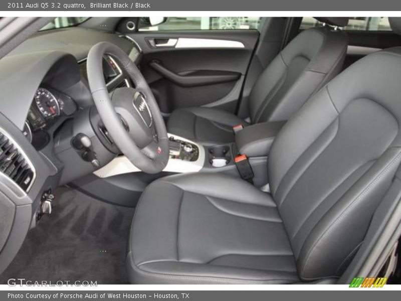 Brilliant Black / Black 2011 Audi Q5 3.2 quattro
