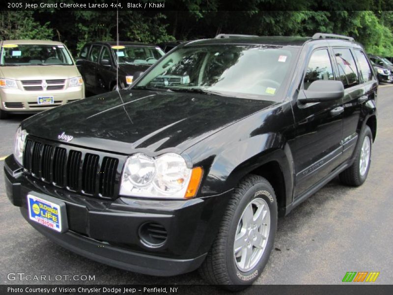 Black / Khaki 2005 Jeep Grand Cherokee Laredo 4x4