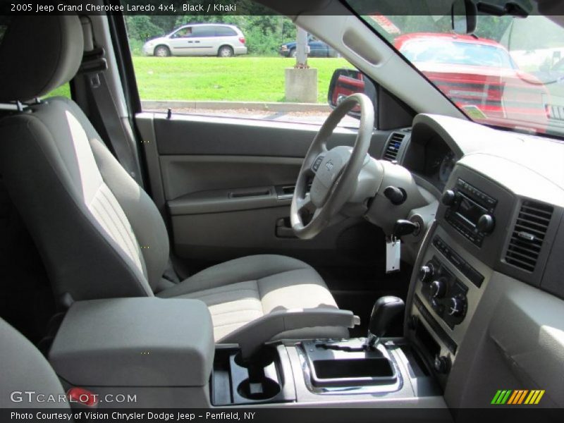 Black / Khaki 2005 Jeep Grand Cherokee Laredo 4x4