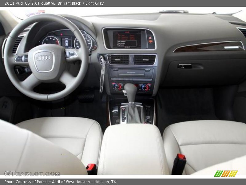 Brilliant Black / Light Gray 2011 Audi Q5 2.0T quattro