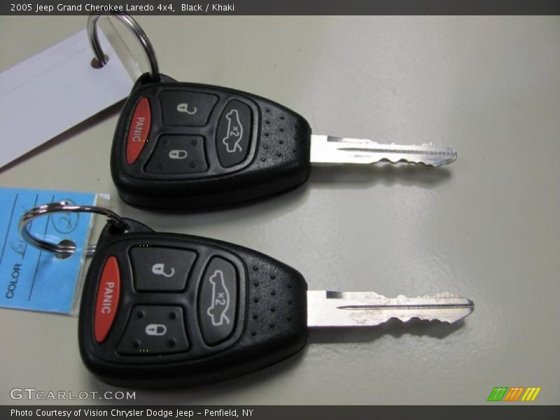 Black / Khaki 2005 Jeep Grand Cherokee Laredo 4x4