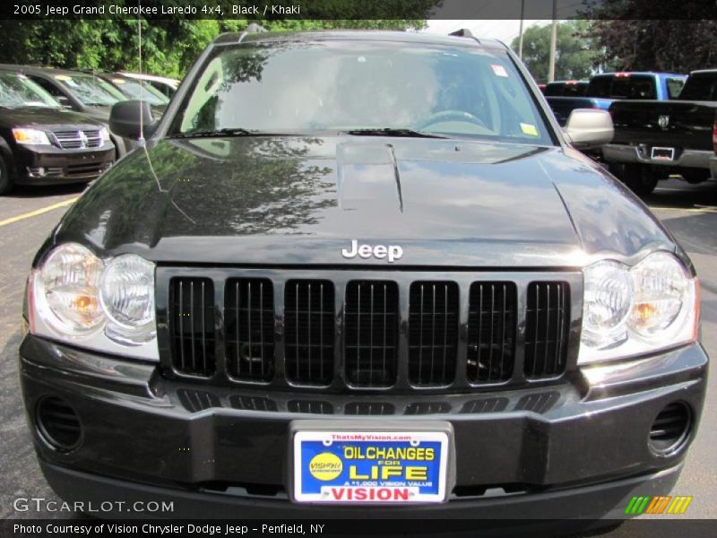 Black / Khaki 2005 Jeep Grand Cherokee Laredo 4x4