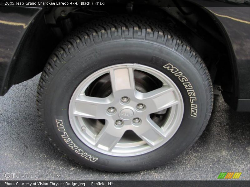 Black / Khaki 2005 Jeep Grand Cherokee Laredo 4x4