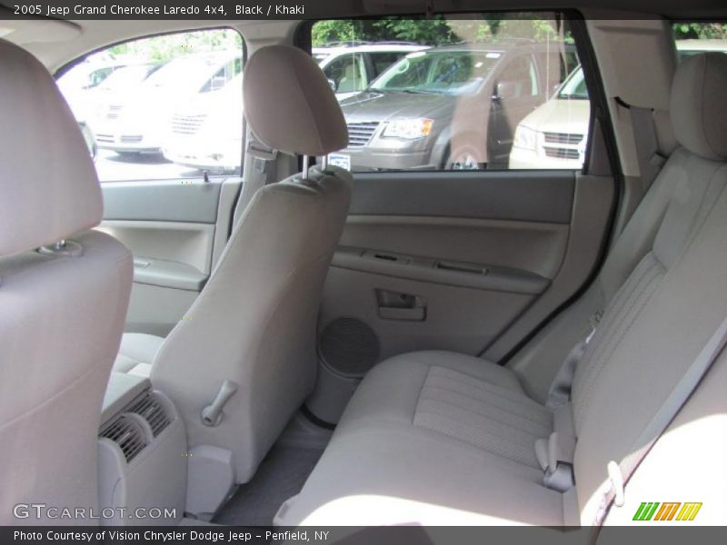 Black / Khaki 2005 Jeep Grand Cherokee Laredo 4x4