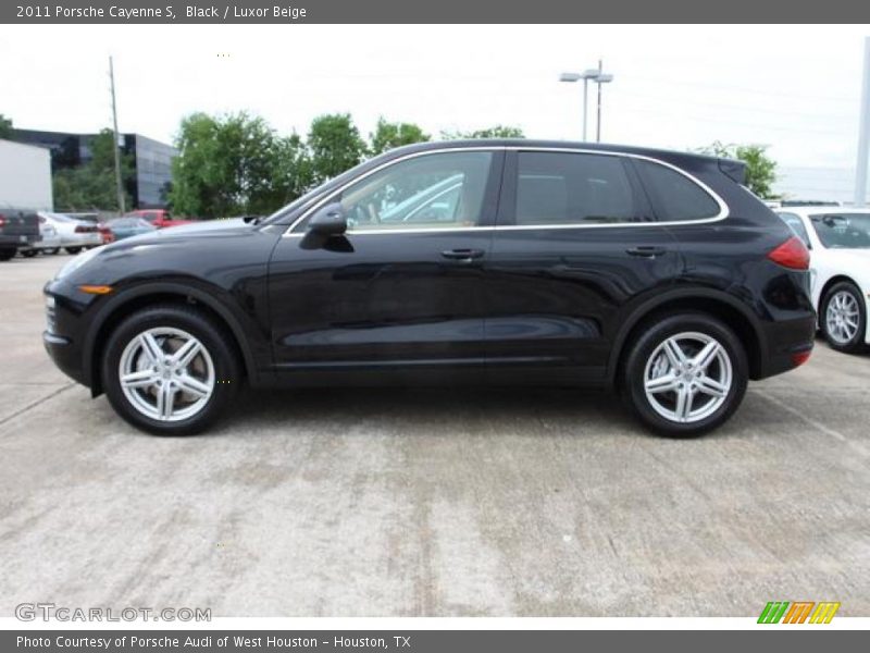 Black / Luxor Beige 2011 Porsche Cayenne S