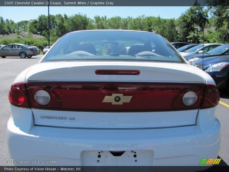 Summit White / Graphite Gray 2005 Chevrolet Cavalier LS Coupe