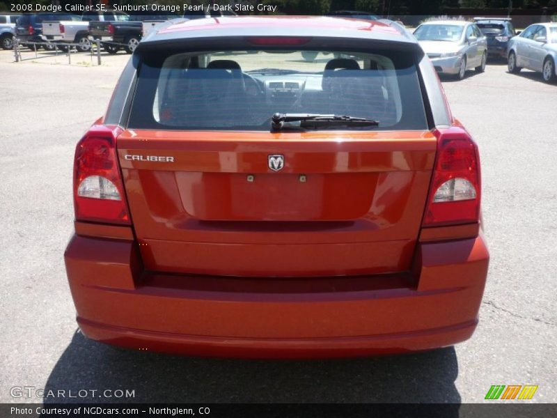 Sunburst Orange Pearl / Dark Slate Gray 2008 Dodge Caliber SE