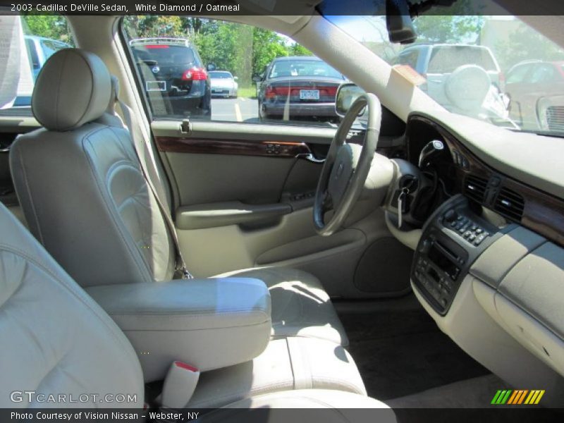 White Diamond / Oatmeal 2003 Cadillac DeVille Sedan