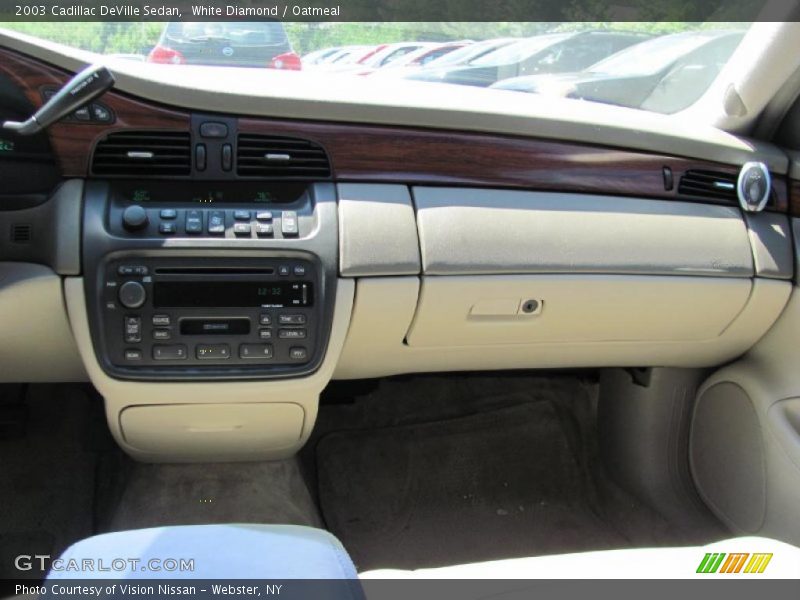 White Diamond / Oatmeal 2003 Cadillac DeVille Sedan