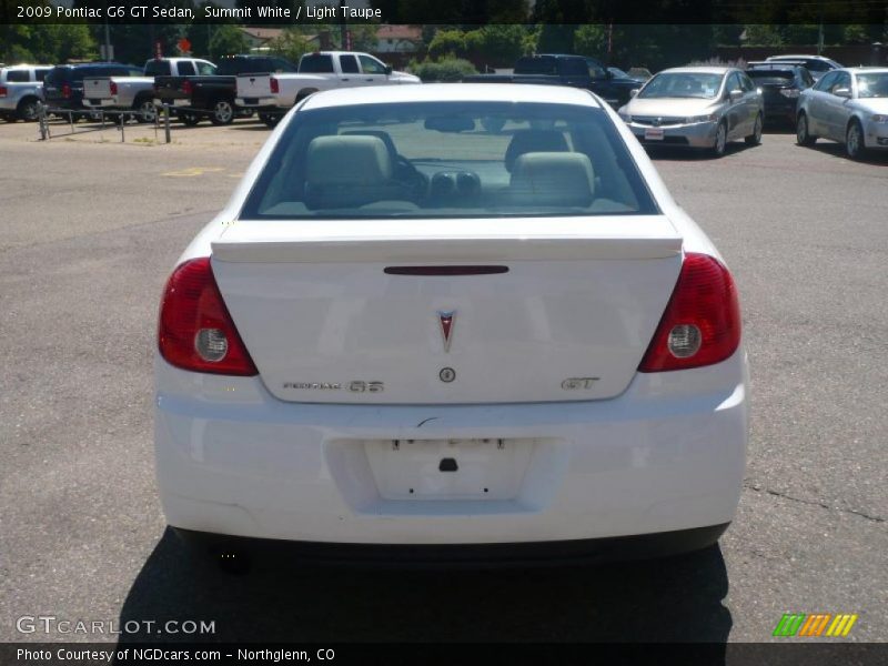 Summit White / Light Taupe 2009 Pontiac G6 GT Sedan