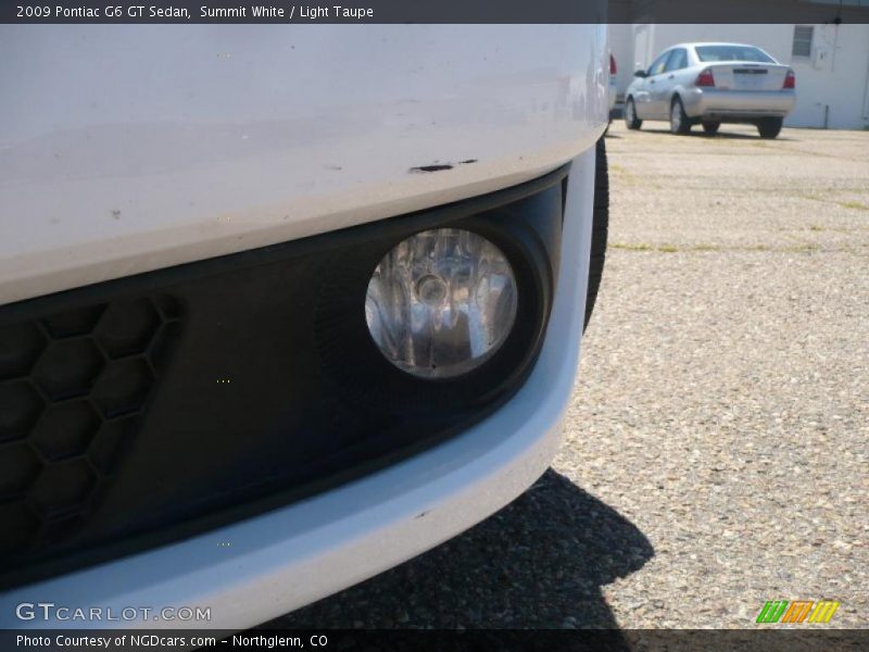 Summit White / Light Taupe 2009 Pontiac G6 GT Sedan