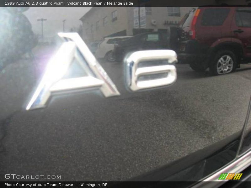 Volcano Black Pearl / Melange Beige 1999 Audi A6 2.8 quattro Avant
