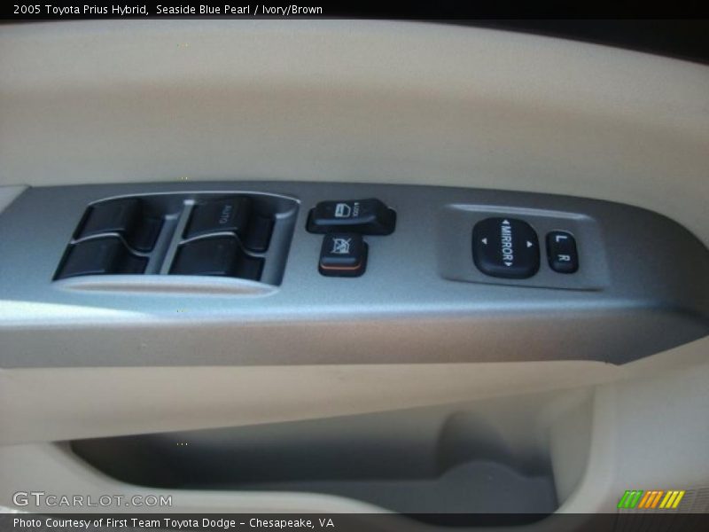 Seaside Blue Pearl / Ivory/Brown 2005 Toyota Prius Hybrid