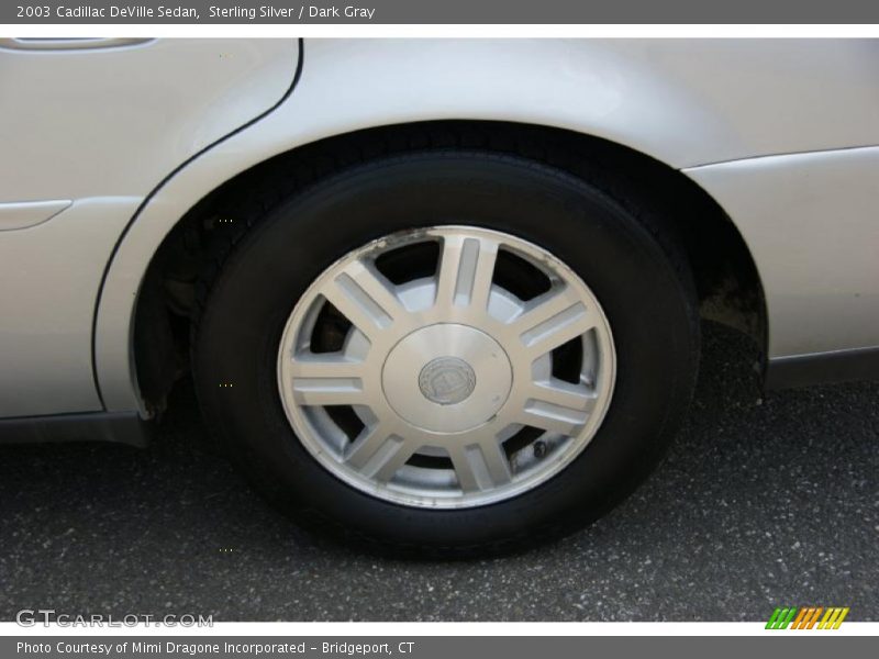 Sterling Silver / Dark Gray 2003 Cadillac DeVille Sedan