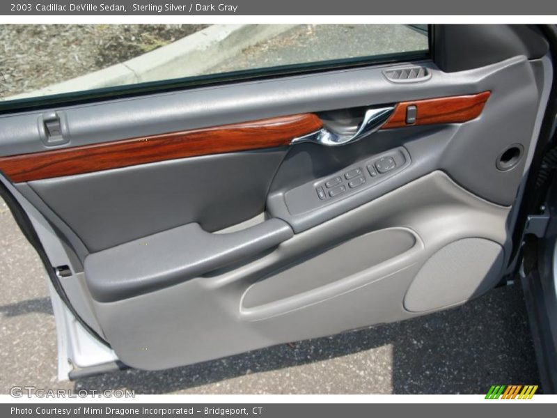 Sterling Silver / Dark Gray 2003 Cadillac DeVille Sedan